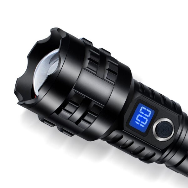 Linterna recargable P70 para uso exterior